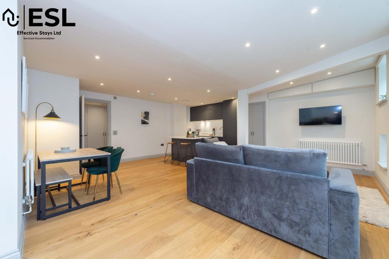 2 Bedroom Church Apartment 5 Mins To Town Centre - Free Parking Σριούσμπερι Εξωτερικό φωτογραφία