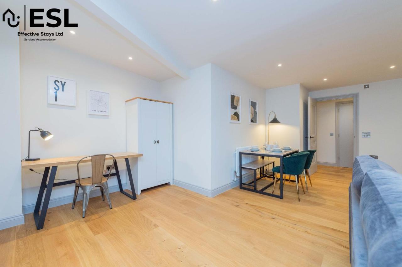 2 Bedroom Church Apartment 5 Mins To Town Centre - Free Parking Σριούσμπερι Εξωτερικό φωτογραφία