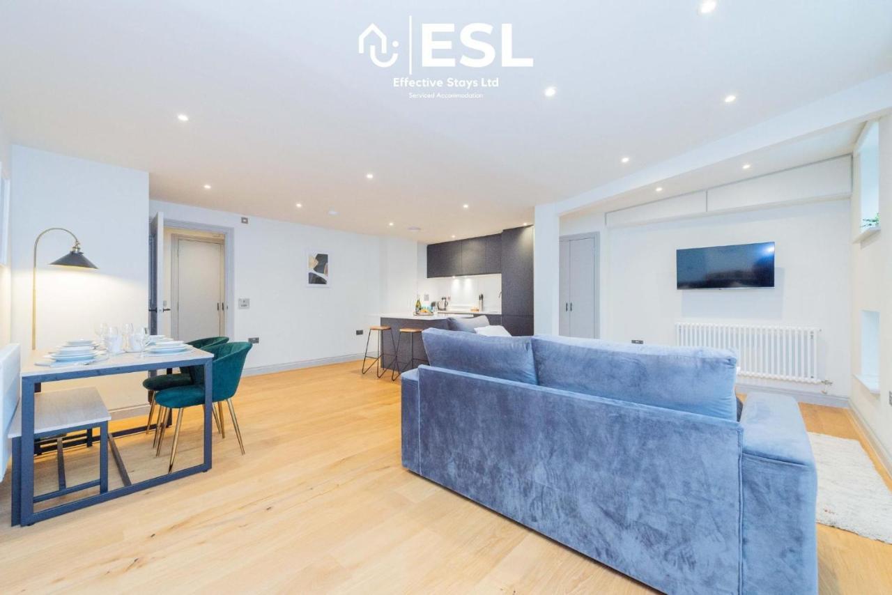 2 Bedroom Church Apartment 5 Mins To Town Centre - Free Parking Σριούσμπερι Εξωτερικό φωτογραφία
